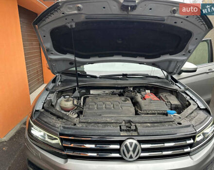 Серый Фольксваген Тигуан, объемом двигателя 1.97 л и пробегом 149 тыс. км за 25500 $, фото 34 на Automoto.ua