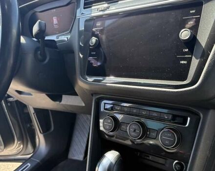 Серый Фольксваген Тигуан, объемом двигателя 1.98 л и пробегом 116 тыс. км за 28000 $, фото 15 на Automoto.ua