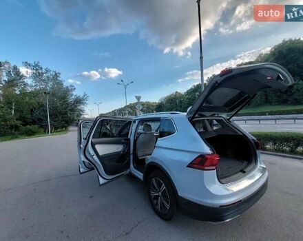 Сірий Фольксваген Тігуан, об'ємом двигуна 1.98 л та пробігом 163 тис. км за 24000 $, фото 28 на Automoto.ua