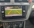 Серый Фольксваген Тигуан, объемом двигателя 1.98 л и пробегом 134 тыс. км за 20000 $, фото 22 на Automoto.ua