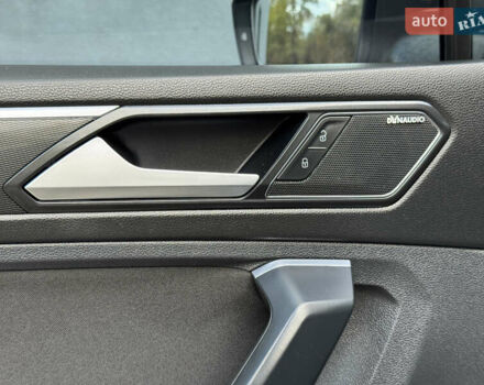 Серый Фольксваген Тигуан, объемом двигателя 2 л и пробегом 197 тыс. км за 22900 $, фото 20 на Automoto.ua