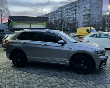 Серый Фольксваген Тигуан, объемом двигателя 1.97 л и пробегом 116 тыс. км за 28000 $, фото 14 на Automoto.ua