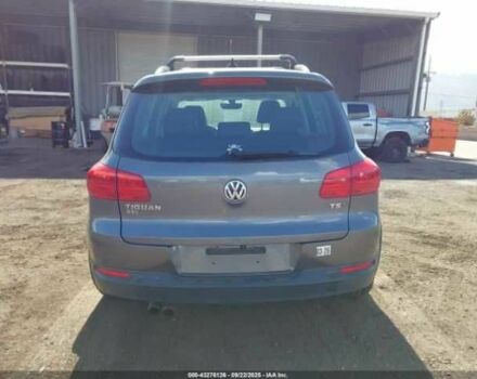 Серый Фольксваген Тигуан, объемом двигателя 2 л и пробегом 55 тыс. км за 8000 $, фото 15 на Automoto.ua