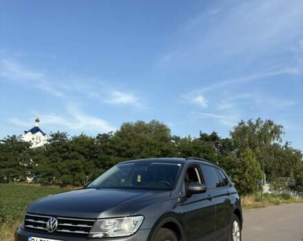 Сірий Фольксваген Тігуан, об'ємом двигуна 1.98 л та пробігом 116 тис. км за 18500 $, фото 1 на Automoto.ua