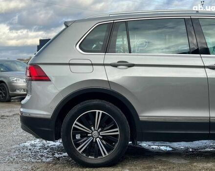 Серый Фольксваген Тигуан, объемом двигателя 2 л и пробегом 250 тыс. км за 22680 $, фото 8 на Automoto.ua