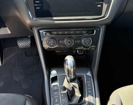 Серый Фольксваген Тигуан, объемом двигателя 1.98 л и пробегом 116 тыс. км за 28000 $, фото 14 на Automoto.ua