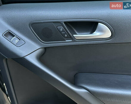 Сірий Фольксваген Тігуан, об'ємом двигуна 1.98 л та пробігом 158 тис. км за 13999 $, фото 35 на Automoto.ua