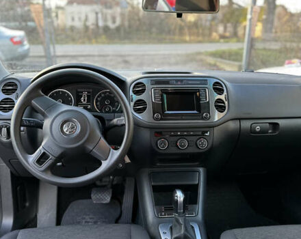 Серый Фольксваген Тигуан, объемом двигателя 2 л и пробегом 104 тыс. км за 13200 $, фото 10 на Automoto.ua