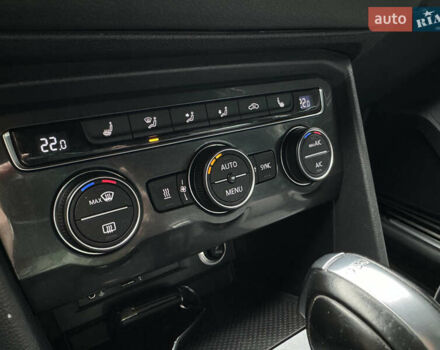 Сірий Фольксваген Тігуан, об'ємом двигуна 1.98 л та пробігом 163 тис. км за 28600 $, фото 33 на Automoto.ua