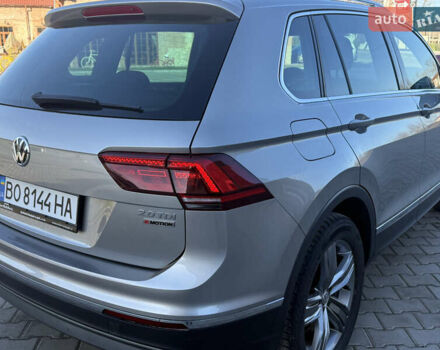 Серый Фольксваген Тигуан, объемом двигателя 2 л и пробегом 224 тыс. км за 25700 $, фото 43 на Automoto.ua