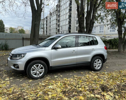 Сірий Фольксваген Тігуан, об'ємом двигуна 1.98 л та пробігом 199 тис. км за 12700 $, фото 1 на Automoto.ua