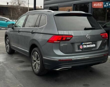 Сірий Фольксваген Тігуан, об'ємом двигуна 1.98 л та пробігом 152 тис. км за 18400 $, фото 18 на Automoto.ua