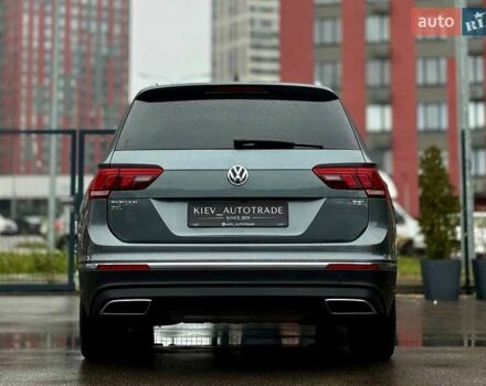 Серый Фольксваген Тигуан, объемом двигателя 2 л и пробегом 155 тыс. км за 18500 $, фото 13 на Automoto.ua