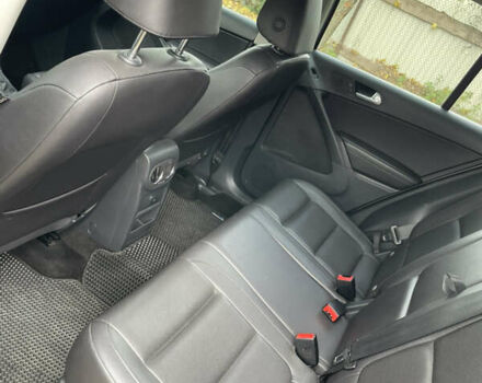 Сірий Фольксваген Тігуан, об'ємом двигуна 1.98 л та пробігом 199 тис. км за 12700 $, фото 13 на Automoto.ua