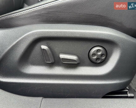 Серый Фольксваген Тигуан, объемом двигателя 2 л и пробегом 181 тыс. км за 15000 $, фото 41 на Automoto.ua