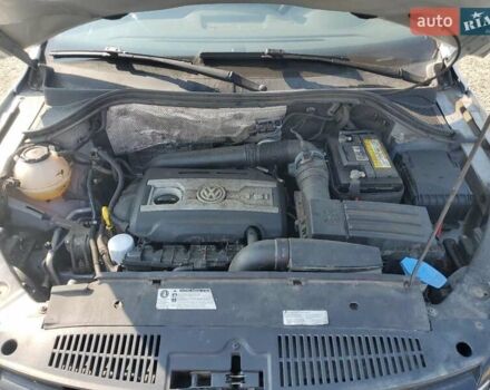Сірий Фольксваген Тігуан, об'ємом двигуна 1.98 л та пробігом 121 тис. км за 999 $, фото 11 на Automoto.ua