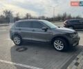 Серый Фольксваген Тигуан, объемом двигателя 2 л и пробегом 197 тыс. км за 22900 $, фото 4 на Automoto.ua