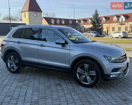 Серый Фольксваген Тигуан, объемом двигателя 2 л и пробегом 224 тыс. км за 25700 $, фото 32 на Automoto.ua