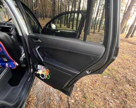 Сірий Фольксваген Тігуан, об'ємом двигуна 1.98 л та пробігом 81 тис. км за 23000 $, фото 12 на Automoto.ua