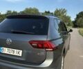 Сірий Фольксваген Тігуан, об'ємом двигуна 1.98 л та пробігом 116 тис. км за 18500 $, фото 5 на Automoto.ua