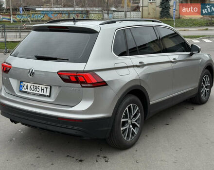 Серый Фольксваген Тигуан, объемом двигателя 2 л и пробегом 263 тыс. км за 18700 $, фото 9 на Automoto.ua