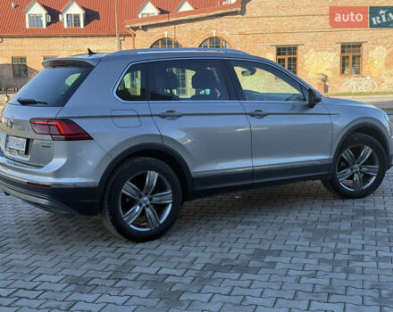 Серый Фольксваген Тигуан, объемом двигателя 2 л и пробегом 224 тыс. км за 25700 $, фото 13 на Automoto.ua