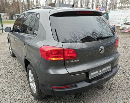 Сірий Фольксваген Тігуан, об'ємом двигуна 0 л та пробігом 207 тис. км за 13200 $, фото 7 на Automoto.ua