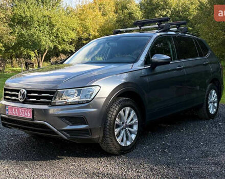 Сірий Фольксваген Тігуан, об'ємом двигуна 1.98 л та пробігом 149 тис. км за 17800 $, фото 4 на Automoto.ua