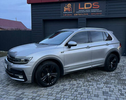 Серый Фольксваген Тигуан, объемом двигателя 1.97 л и пробегом 116 тыс. км за 28000 $, фото 4 на Automoto.ua