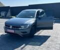 Сірий Фольксваген Тігуан, об'ємом двигуна 2 л та пробігом 135 тис. км за 15500 $, фото 3 на Automoto.ua