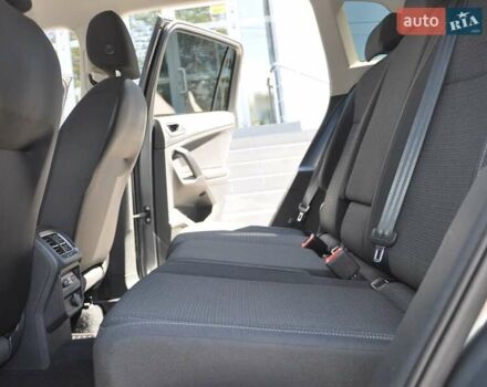 Сірий Фольксваген Тігуан, об'ємом двигуна 1.98 л та пробігом 119 тис. км за 22900 $, фото 20 на Automoto.ua