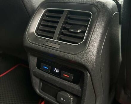 Серый Фольксваген Тигуан, объемом двигателя 1.97 л и пробегом 165 тыс. км за 25999 $, фото 19 на Automoto.ua