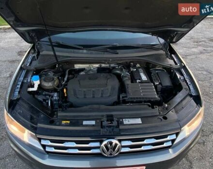 Серый Фольксваген Тигуан, объемом двигателя 2 л и пробегом 264 тыс. км за 15500 $, фото 23 на Automoto.ua