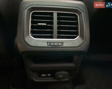 Серый Фольксваген Тигуан, объемом двигателя 2 л и пробегом 205 тыс. км за 16940 $, фото 24 на Automoto.ua