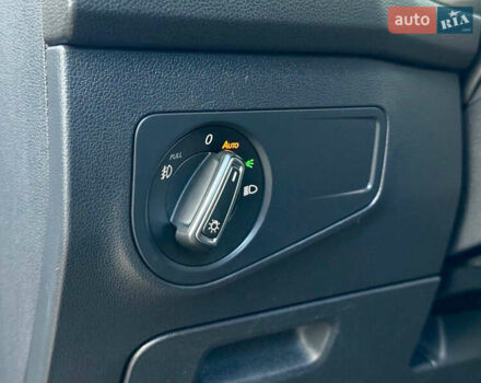 Серый Фольксваген Тигуан, объемом двигателя 2 л и пробегом 155 тыс. км за 18500 $, фото 42 на Automoto.ua