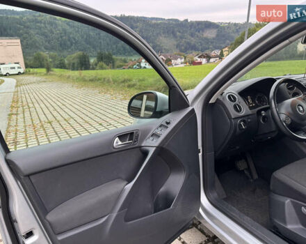 Серый Фольксваген Тигуан, объемом двигателя 1.98 л и пробегом 160 тыс. км за 13200 $, фото 9 на Automoto.ua