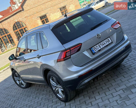Серый Фольксваген Тигуан, объемом двигателя 2 л и пробегом 224 тыс. км за 25700 $, фото 22 на Automoto.ua