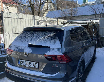 Серый Фольксваген Тигуан, объемом двигателя 1.98 л и пробегом 154 тыс. км за 20500 $, фото 6 на Automoto.ua