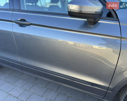 Сірий Фольксваген Тігуан, об'ємом двигуна 1.98 л та пробігом 84 тис. км за 23750 $, фото 33 на Automoto.ua