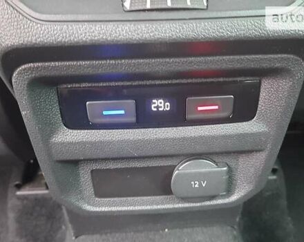 Серый Фольксваген Тигуан, объемом двигателя 2 л и пробегом 194 тыс. км за 25000 $, фото 5 на Automoto.ua