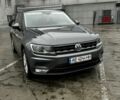 Сірий Фольксваген Тігуан, об'ємом двигуна 2 л та пробігом 117 тис. км за 22500 $, фото 4 на Automoto.ua