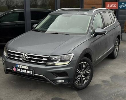 Сірий Фольксваген Тігуан, об'ємом двигуна 1.98 л та пробігом 152 тис. км за 18400 $, фото 1 на Automoto.ua