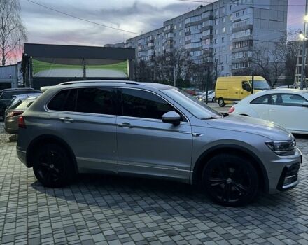 Серый Фольксваген Тигуан, объемом двигателя 2 л и пробегом 116 тыс. км за 28000 $, фото 21 на Automoto.ua