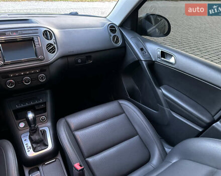 Сірий Фольксваген Тігуан, об'ємом двигуна 1.98 л та пробігом 158 тис. км за 13999 $, фото 19 на Automoto.ua