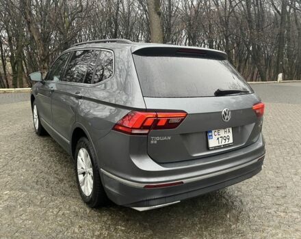 Сірий Фольксваген Тігуан, об'ємом двигуна 2 л та пробігом 126 тис. км за 19400 $, фото 5 на Automoto.ua