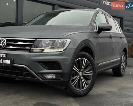 Сірий Фольксваген Тігуан, об'ємом двигуна 1.98 л та пробігом 152 тис. км за 18400 $, фото 2 на Automoto.ua
