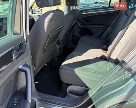 Серый Фольксваген Тигуан, объемом двигателя 1.98 л и пробегом 116 тыс. км за 28000 $, фото 21 на Automoto.ua