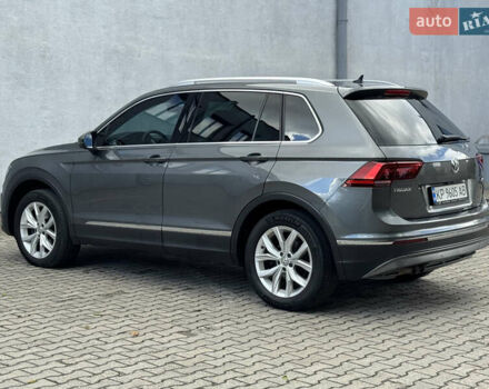 Серый Фольксваген Тигуан, объемом двигателя 2 л и пробегом 197 тыс. км за 22900 $, фото 8 на Automoto.ua
