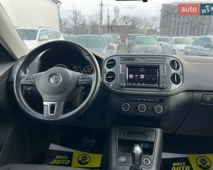Сірий Фольксваген Тігуан, об'ємом двигуна 2 л та пробігом 196 тис. км за 13300 $, фото 11 на Automoto.ua