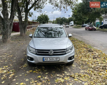 Сірий Фольксваген Тігуан, об'ємом двигуна 1.98 л та пробігом 199 тис. км за 12700 $, фото 4 на Automoto.ua